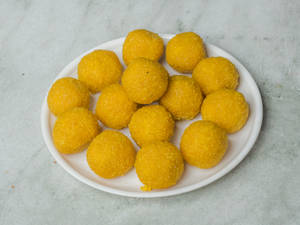 Boondi Ladoo (Per 250 gms)