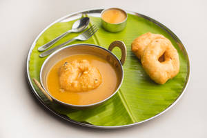 Sambar Vada ( 2 Pcs )