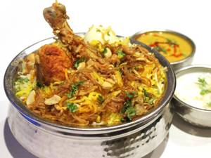 Hyderabadi Chicken Dum Biryani 