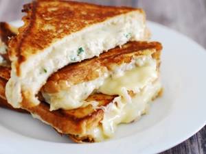Grilled Chicken Cheese Sandwich