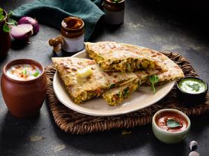 Aloo Methi Paratha 