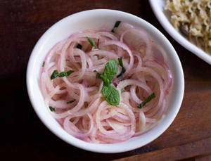 Onion Salad      