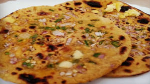 Onion Green Chilli Roti