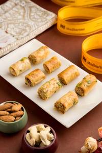 Baklawa Roll