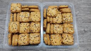 Karachi Fruit Kaju Cookies [400Grams]