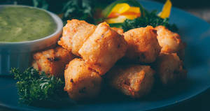 Chilli Garlic Potato Shots 15 Pc