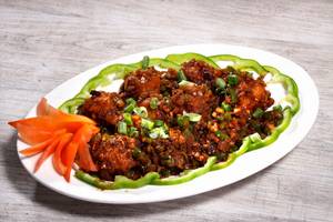 Veg Manchurian (8 Pcs)