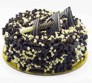 Choco Chips Cake