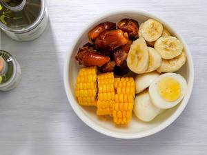 3boiled Egg , Corn And Banana