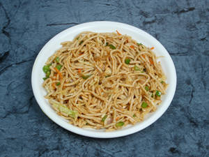 Veg Hakka Noodles