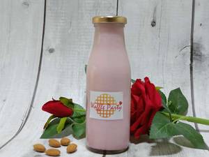 Almond Rose Shake