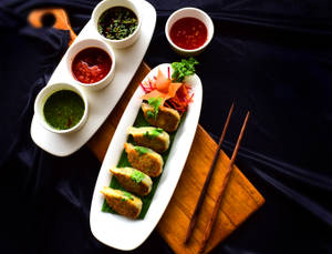 Pan Fried Vegetarian Dumpling [5 Pieces]