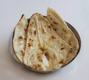 Butter Naan (2 Pcs)