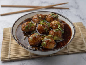 Veg Manchurian (gravy)