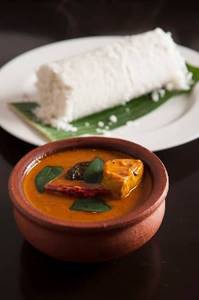 Rice Puttu + Fish Curry 