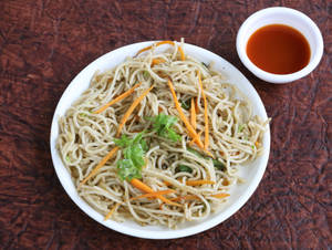 Veg Hakka Noodles