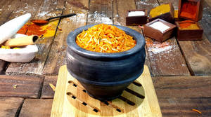 Dum Makhani Mutka Biryani With Matka