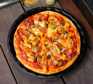 Large Paneer Makhni Pizza                                                                                                                