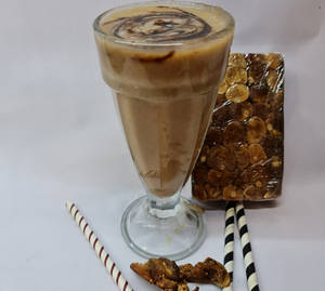 Anjeer Milkshake