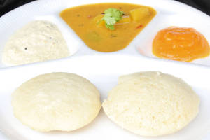 Idli Sambar (2pc)[served with Sambar and chutney]                                  