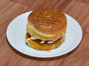 Crispy Paneer Burger