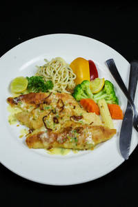 Grilled Fish With Lemon Butter Sauce