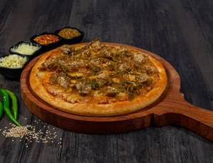 Chilly Chicken Pizza