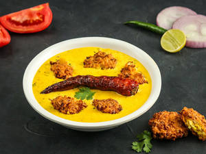 Dahi Kadhi Pakoda