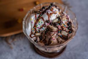 Chocolate Fudge with Ice cream  