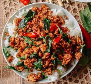 Thai Mince Chicken Hot Basil [pad krapow]
