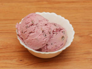 Blackcurrant Ice cream