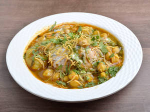 Kasta Kachori Chaat (1 Plt)
