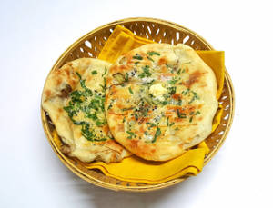 Masala Kulcha                    