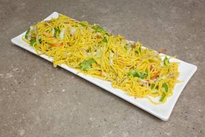 Veg Hakka Noodles half