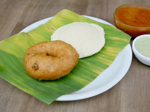 Idli Vada