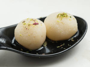 Rasgulla (1 Pc)