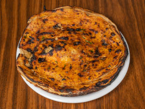 Kali Mirch Paratha (1 Pcs)