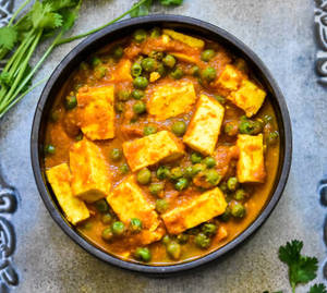 Mattar Paneer
