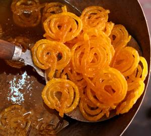 Desi Ghee Jalebi