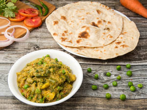 Mixed Vegetable With Tandoori Roti (2Pcs)
