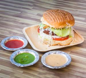 Cheese Aloo Tikki Burger