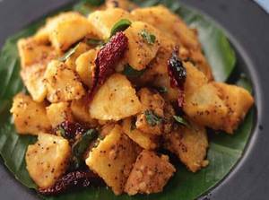 Idli Tadka (2 Pcs)