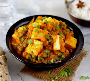Matar Paneer