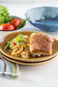 Anda / Egg Bhurji Pav