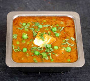 Mattar Paneer
