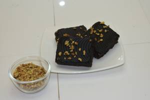 American fudge brownie                                                            