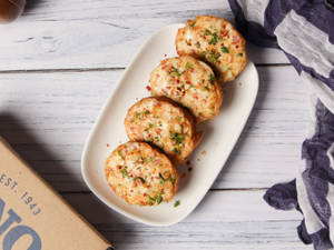 Ultimate Chilli Cheese Garlic Bread