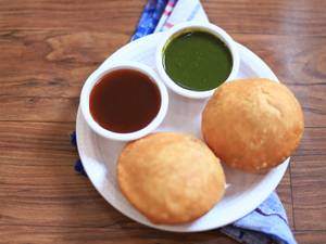 Dal Kachori With Sabzi (2 Pcs) (Desi Ghee)