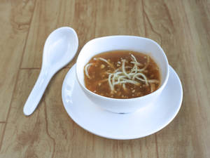 Veg Manchow Soup ( 200 ml )