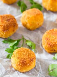 Chicken Cheese Ball (6 Pcs)